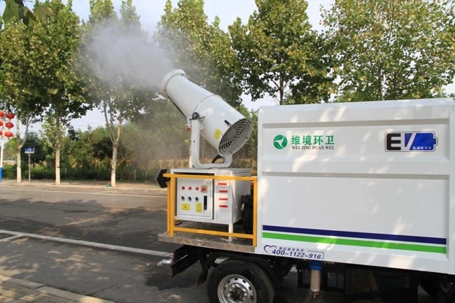 雾炮洒水 .jpg